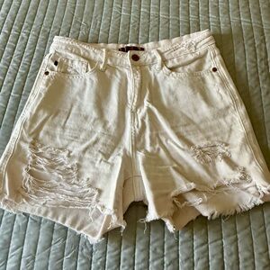 Judy Blue White Distressed Frayed Denim Shorts